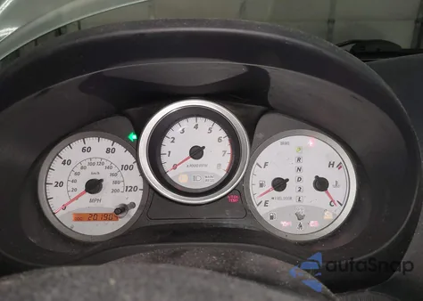 2004 Toyota Rav4 z USA, uszkodzony, nr VIN JTEHD20V640024674